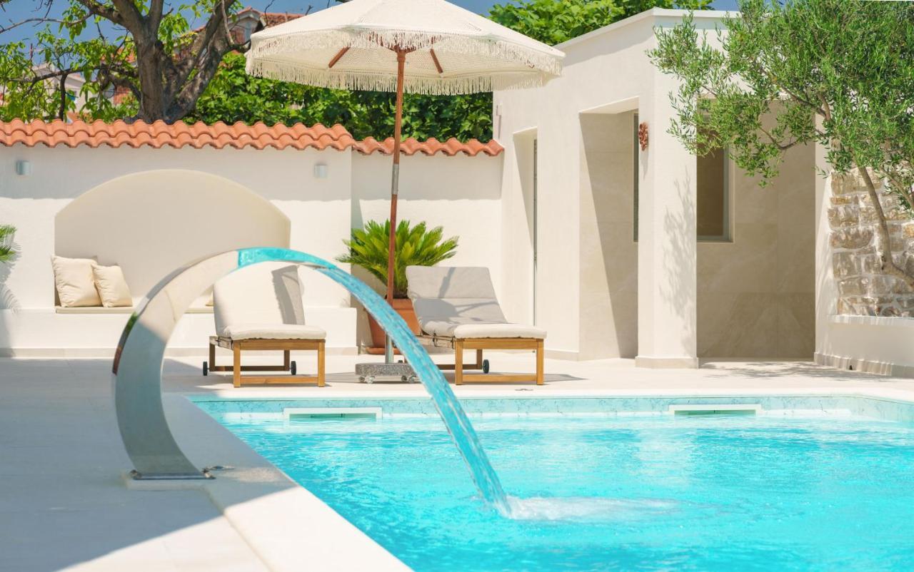 Villa Bianca Vodice Exterior photo